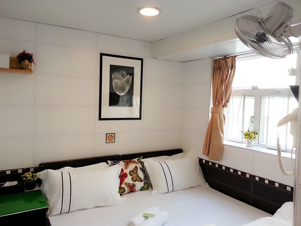 Happy Bee Hostel Гонконг Экстерьер фото
